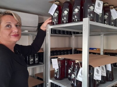 Ocat od bazginih bobica Ocat od bazginih bobica