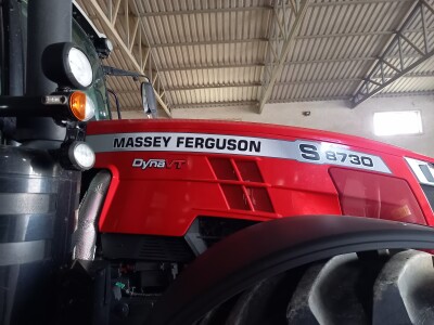 Massey Ferguson traktor i kombajn / Mošorin