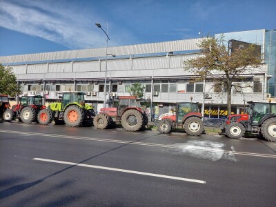 Majski protesti u Novom Sadu