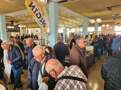 13. MEĐUNARODNI PČELARSKI SAJAM DALMATINA U SPLITU 13. MEĐUNARODNI PČELARSKI SAJAM DALMATINA U SPLITU