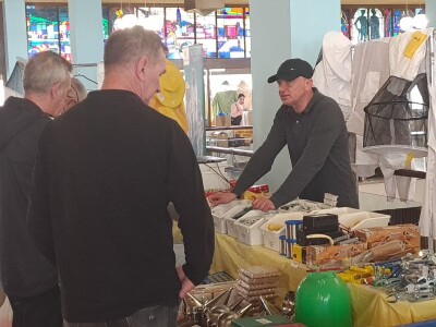 13. MEĐUNARODNI PČELARSKI SAJAM DALMATINA U SPLITU 13. MEĐUNARODNI PČELARSKI SAJAM DALMATINA U SPLITU