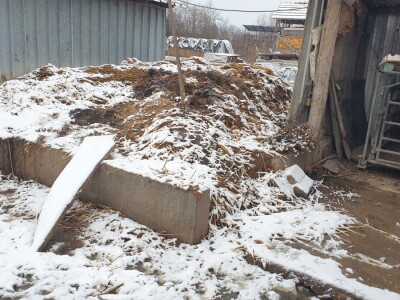 Snijeg 8.1.2024. - čardak, strojevi, polje, voćke, kovaljice...