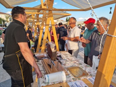 21. Izložba paške ovce i paškog sira uz 6. Sajam hrvatskih zaštićenih proizvoda