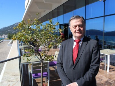 21. Noćnjak, okupljanje maslinara u Neumu