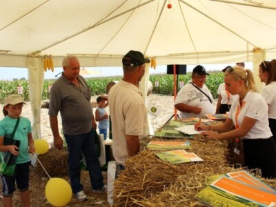 Gosti u izložbenom prostoru