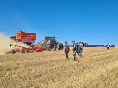 Pottinger - predstavljanje balirke i sijačice