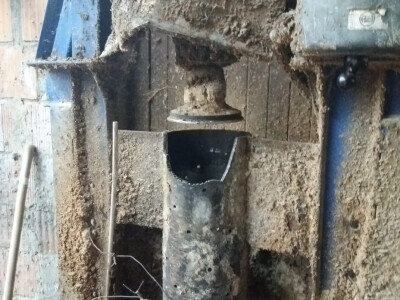 Presa za proizvodnju briketa