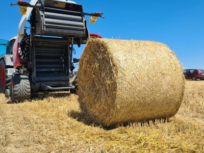 Pottinger - predstavljanje balirke i sijačice