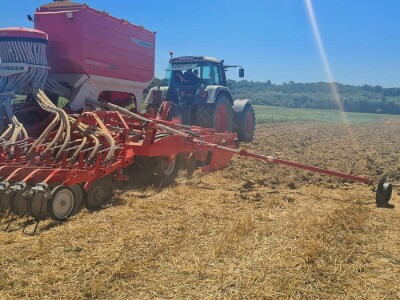 Pottinger - predstavljanje balirke i sijačice