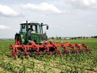 Traktor Fendt 300 Vario