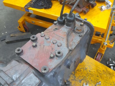 Remont traktora IMT 577