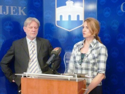 Gradonačelnik Osijeka je primio direktora Klastera poljomehanizacije Željka Erkapića te predstavnike osnivača Klastera iz Osijeka – OLT d.d. i Eurometal d.o.o.