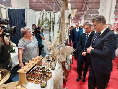 Otvoren 25. Viroexpo