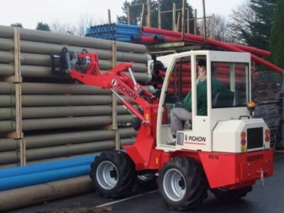 Traktorski utovarivač P510