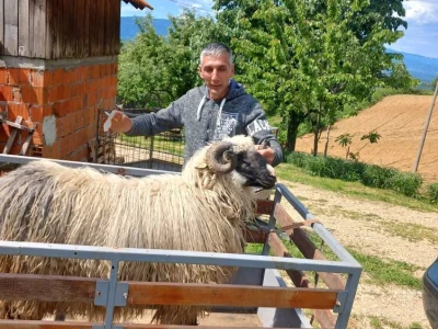 IZBRISATI