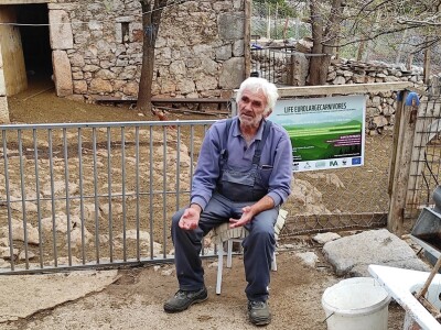 U PODGORJU VELEBITA - Borba Milana Kneževića sa medvjedom u Kitnjastoj Glavici U PODGORJU VELEBITA - Borba Milana Kneževića sa medvjedom u Kitnjastoj Glavici