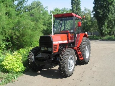 Traktor IMT 577