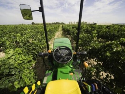 Traktor John Deere 5G