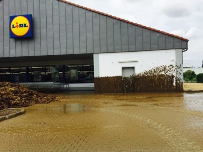 Francuski poljoprivrednici blokirali granicu sa Španjolskom i Njemačkom!