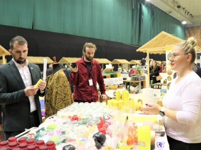 8. sajam bh. privrede u Skenderiji 8. sajam bh. privrede u Skenderiji