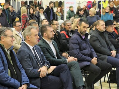 8. sajam bh. privrede u Skenderiji 8. sajam bh. privrede u Skenderiji