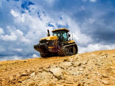 Traktor Challenger MT800C traktori za specijalnu primjenu