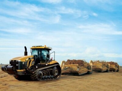 Traktor Challenger MT800C traktori za specijalnu primjenu