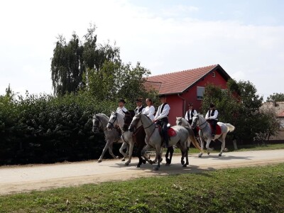 9. Zlatne jeseni: U Širokom Polju opet pokazali raskoš i njegovanje tradicije svojih pradjedova