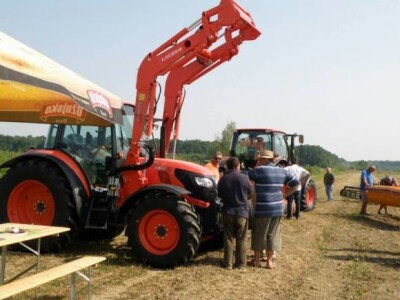 Velika prezentacija Kubota traktora i Ilgi priključaka Velika prezentacija Kubota traktora i Ilgi priključaka