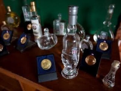 Rakije iz Kneževe kušaonice osvojile su brojne nagrade i priznanja Rakije iz Kneževe kušaonice osvojile su brojne nagrade i priznanja