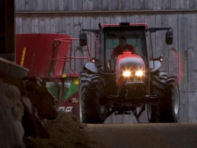 Traktor Valtra A