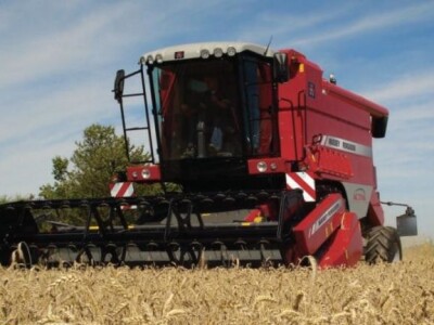Kombajn Massey Ferguson Kombajni MF Activa