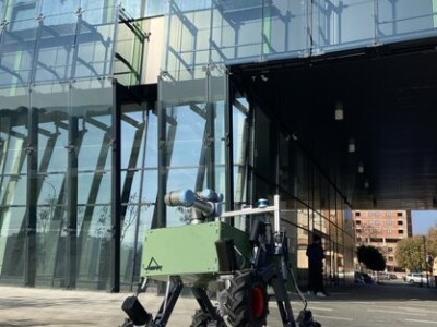 Robot Agar firme Coming iz Niša