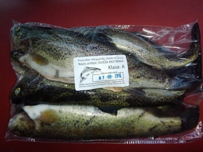 Proširio posao s ribama - nudi i dimljenu pastrmku! Proširio posao s ribama - nudi i dimljenu pastrmku!