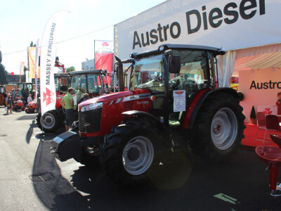Massey Ferguson i Austro Diesel - AGRA 2016