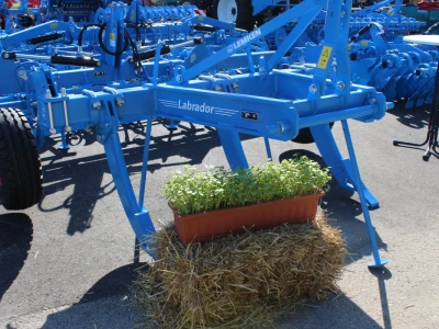 Lemken Labrador