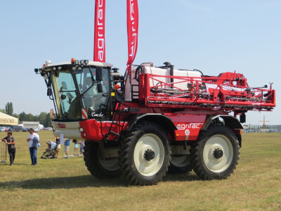 Samohodna prskalica: Agrifac Condor Samohodna prskalica: Agrifac Condor
