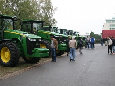 Sajam Agro Zemlja 2012. - traktori John Deere