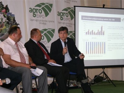 Vladimir Novotny, predavanje u Velikoj dvorani