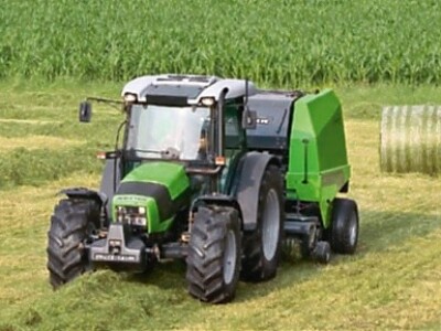 Traktor Deutz-Fahr Agrofarm