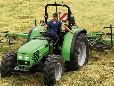 Traktor Deutz-Fahr Agrolux