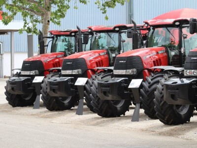 AgroMarket mehanizacija na sajmu u Novom Sadu AgroMarket mehanizacija na sajmu u Novom Sadu