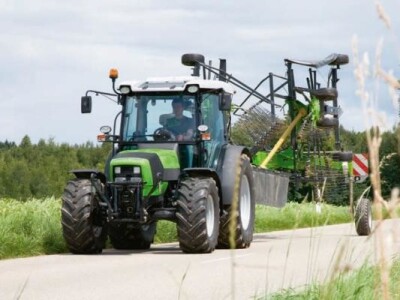 Traktor Deutz-Fahr Agroplus
