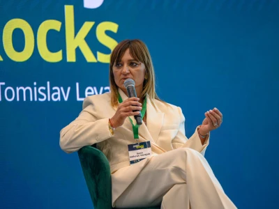 (Dez)informacije - kako prepoznati lažne vijesti?
