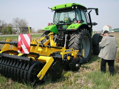 Agrostadt: Prezentacija u radu BEDNAR priključne mehanizacije