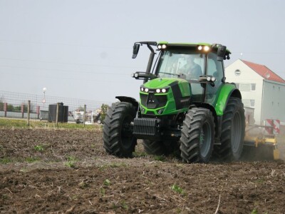 Agrostadt: Prezentacija u radu BEDNAR priključne mehanizacije