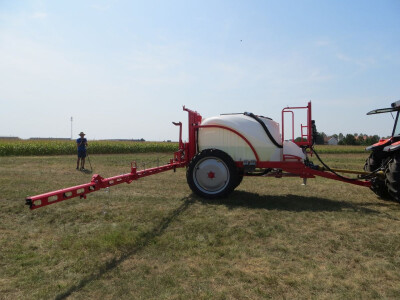 Vučena prskalica AGS 2000 EN HV Vučena prskalica AGS 2000 EN HV