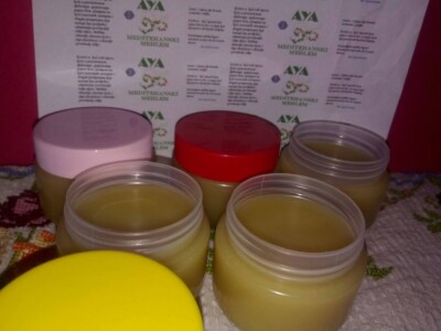 Ajša Hukić: Ljubav prema bilju uspješno pretočila u prirodnu kozmetiku Ajša Hukić: Ljubav prema bilju uspješno pretočila u prirodnu kozmetiku