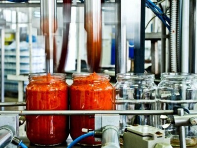 Ajvar od domaće paprike i patlidžana