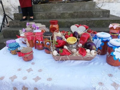 Ajvarijada u Gračanici kod Živinica Ajvarijada u Gračanici kod Živinica